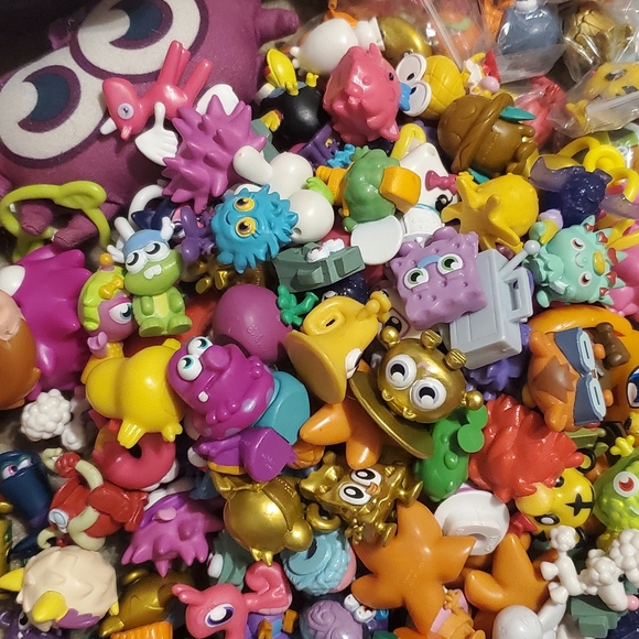 💚💙Lot of Moshi Monsters💚💙 - Picture 3 of 7